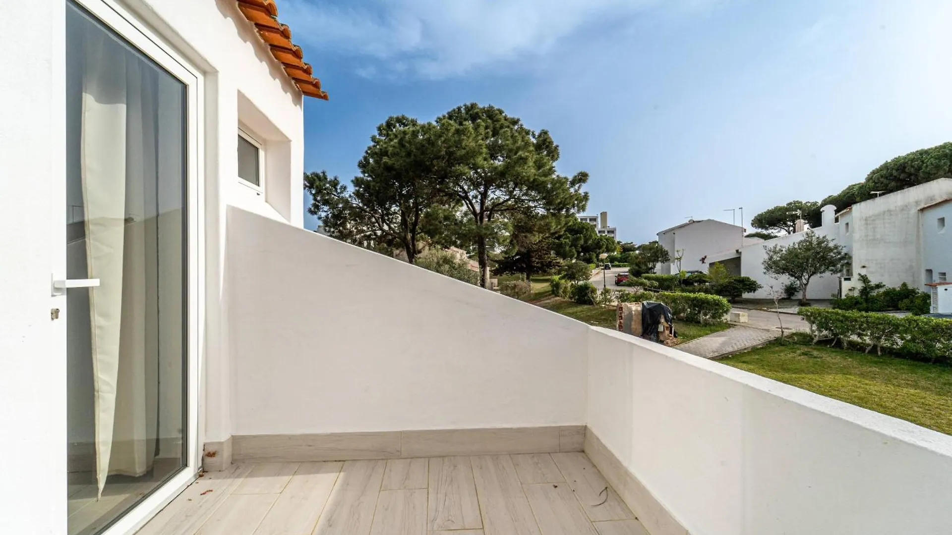 Villa Alfamar By Hellovacations Albufeira 0*,  Portekiz